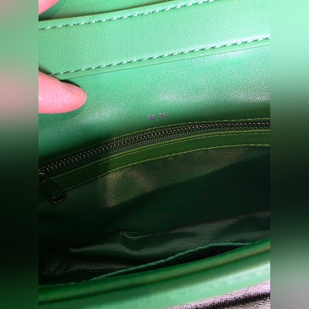 JW PEI Maze Crossbody Bag Grass Green - Picture 8 of 12